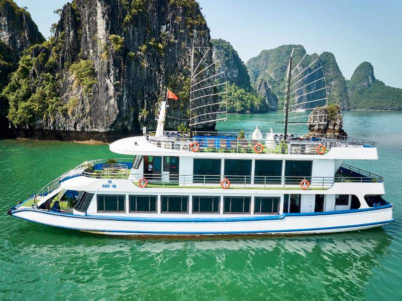 Jewels of the Bay Cruise - Halong Bay Day Cruise (6-Hour Cruise)