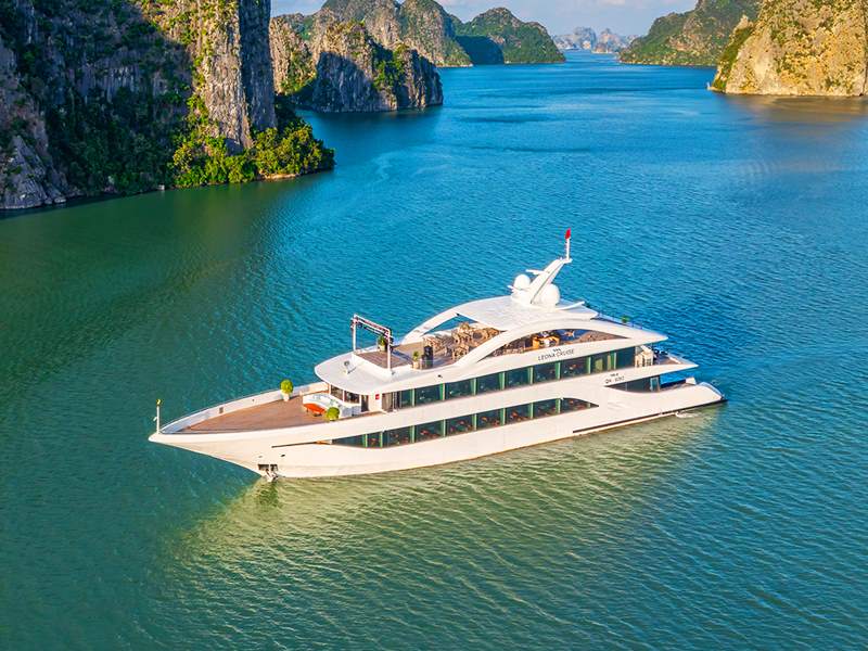Leona Cruise - Halong Bay Day Cruise (6-Hour Cruise)
