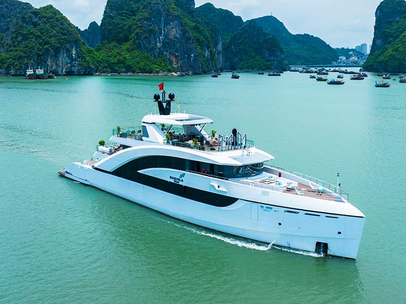 Saquila Yacht  - Halong Bay Day Cruise (6-Hour Cruise)