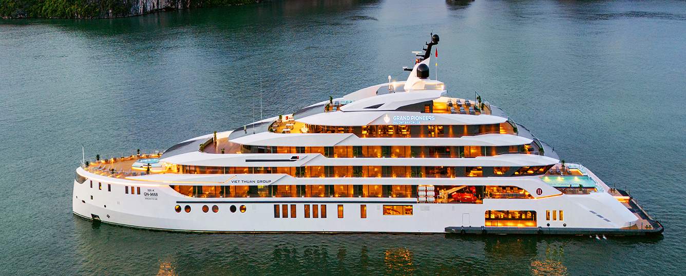 Grand Pioneers - Halong Bay and Lan Ha Bay Cruise 3 Days 2 Nights