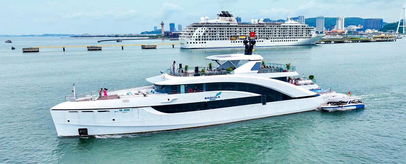 Saquila Yacht  - Halong Bay Day Cruise (6-Hour Cruise)